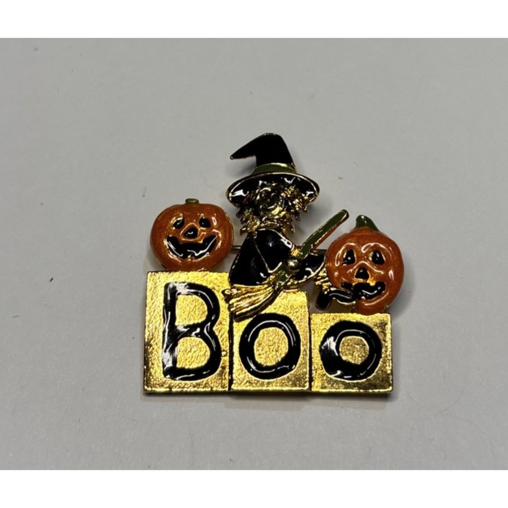 KC Halloween Witch Pumpkin BOO Brooch Enamel Gold Tone Vintage Pin